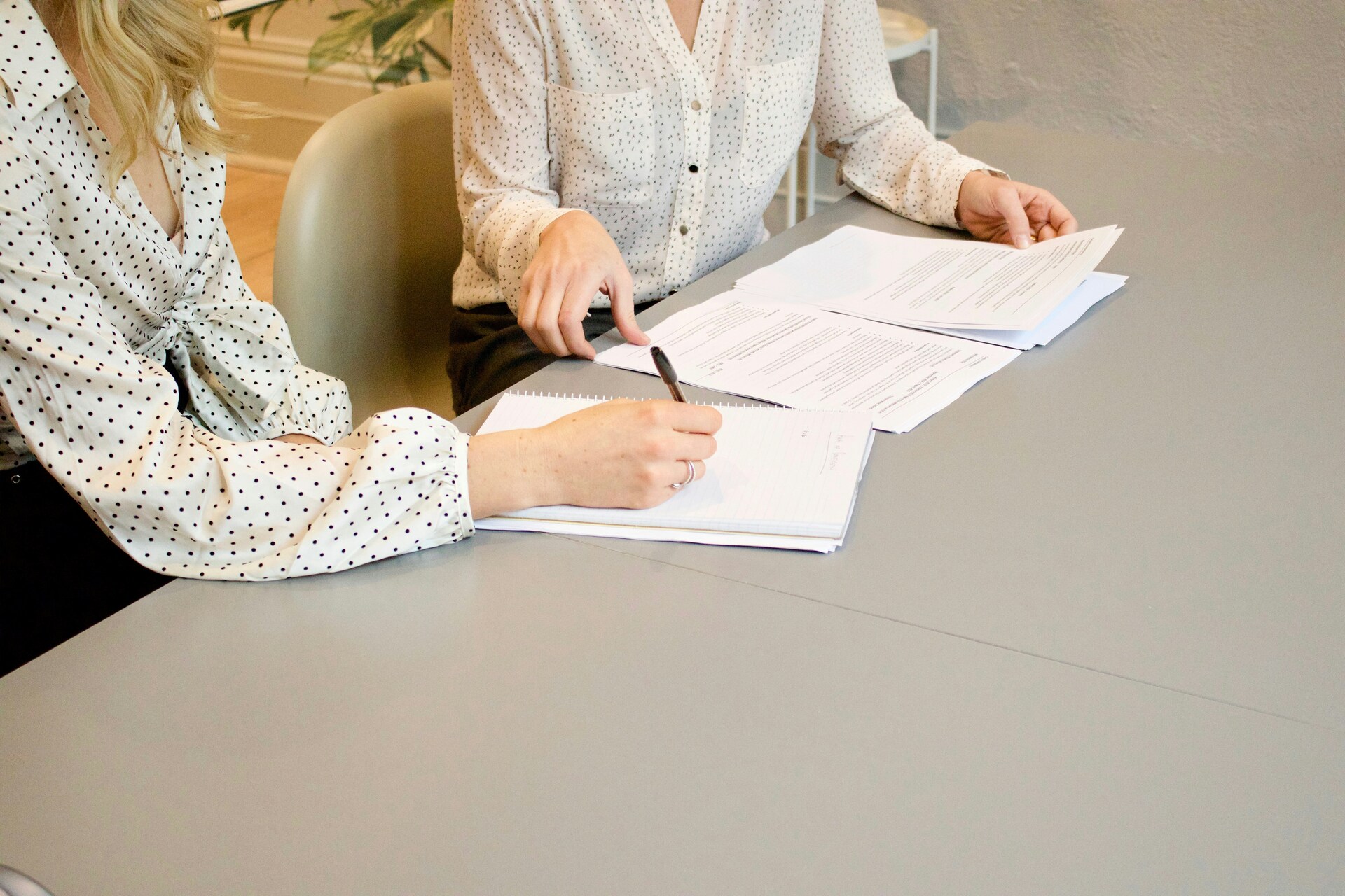 Fin de CDD, CDI en vue : le nouveau décret qui change la donne !